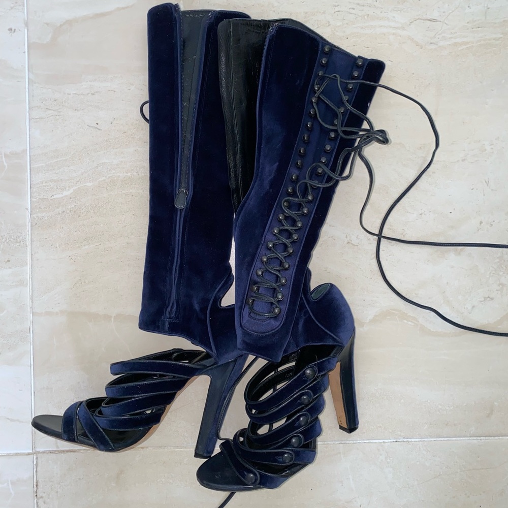 Versus sz 38 Navy blue boots